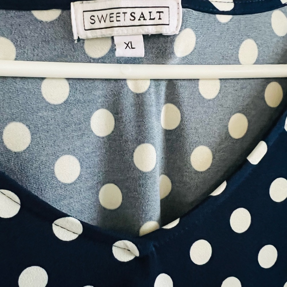 Sweetsalt Dress - Picture 2 of 4